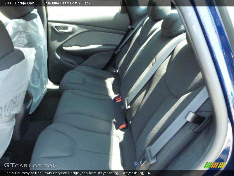 True Blue Pearl Coat / Black 2013 Dodge Dart SE