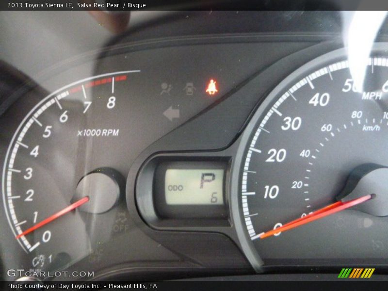 Salsa Red Pearl / Bisque 2013 Toyota Sienna LE