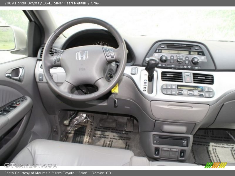 Dashboard of 2009 Odyssey EX-L