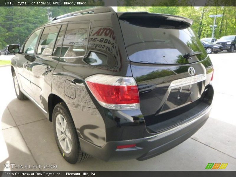 Black / Black 2013 Toyota Highlander SE 4WD