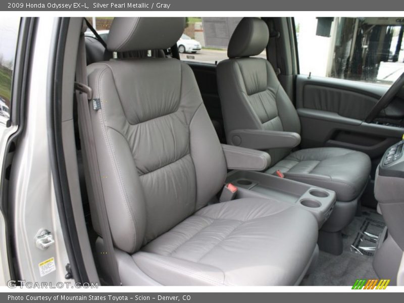 Front Seat of 2009 Odyssey EX-L