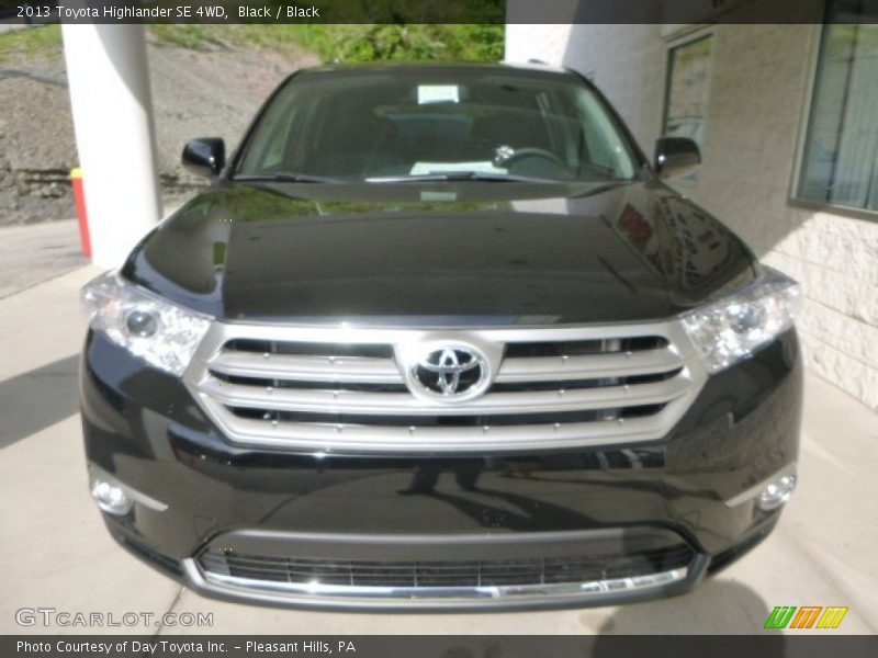 Black / Black 2013 Toyota Highlander SE 4WD