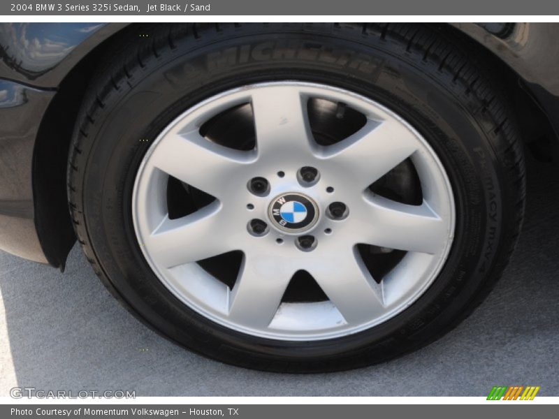 Jet Black / Sand 2004 BMW 3 Series 325i Sedan