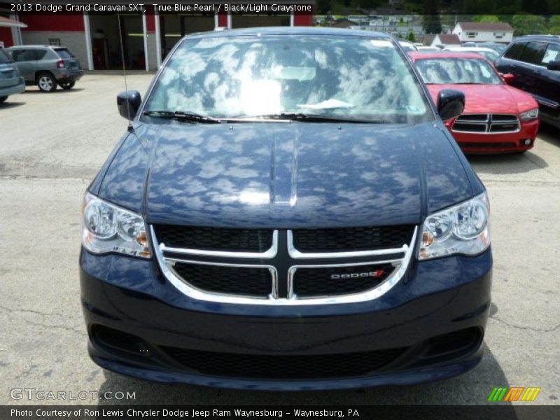 True Blue Pearl / Black/Light Graystone 2013 Dodge Grand Caravan SXT