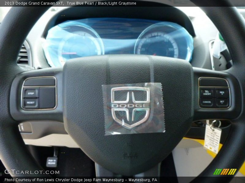 True Blue Pearl / Black/Light Graystone 2013 Dodge Grand Caravan SXT