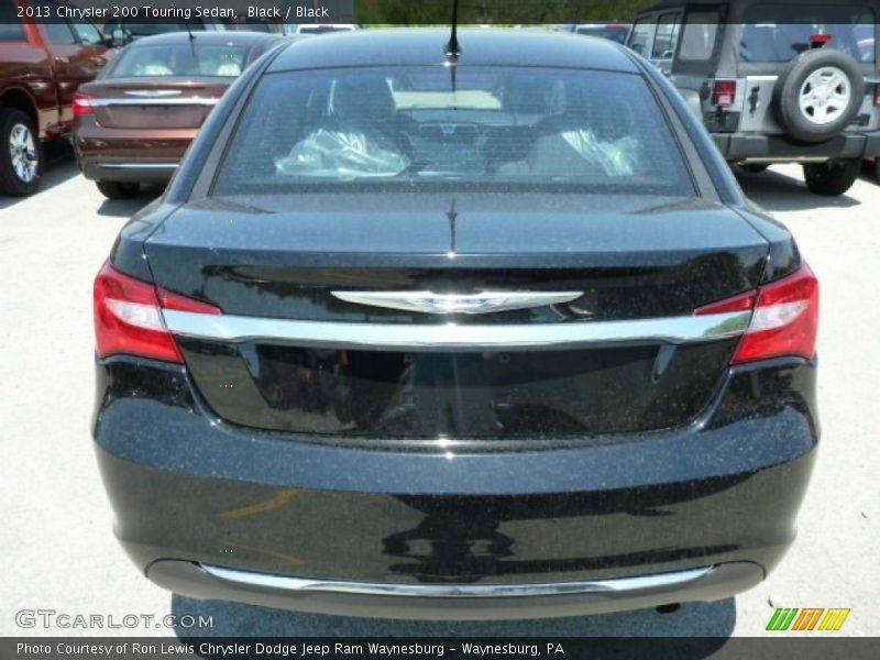 Black / Black 2013 Chrysler 200 Touring Sedan