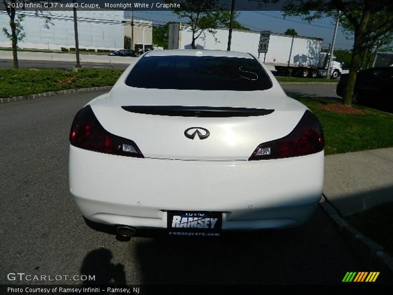 Moonlight White / Graphite 2010 Infiniti G 37 x AWD Coupe