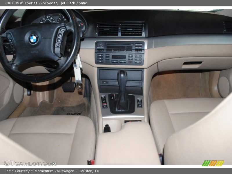 Jet Black / Sand 2004 BMW 3 Series 325i Sedan