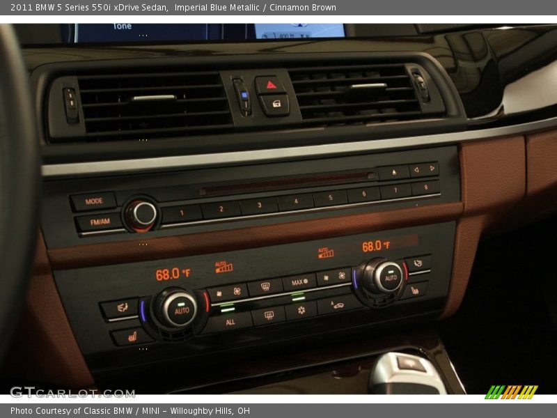 Controls of 2011 5 Series 550i xDrive Sedan