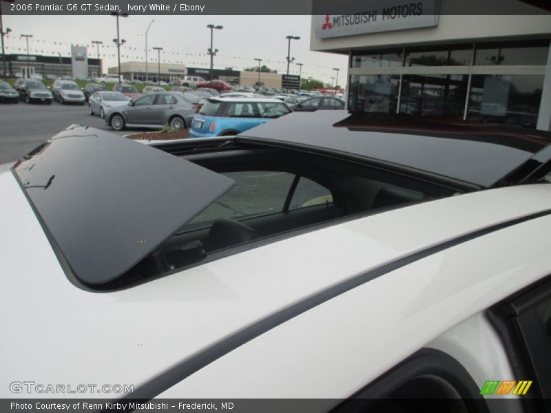 Ivory White / Ebony 2006 Pontiac G6 GT Sedan