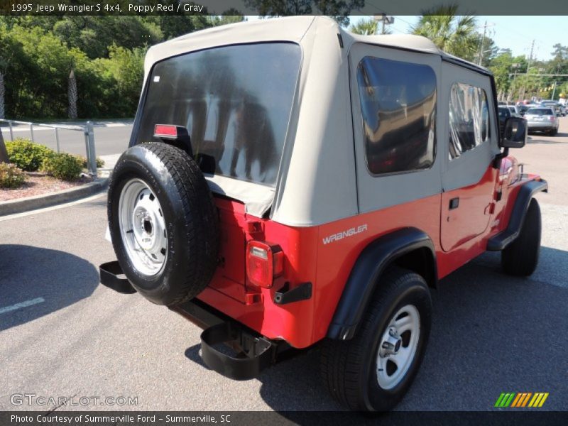 Poppy Red / Gray 1995 Jeep Wrangler S 4x4