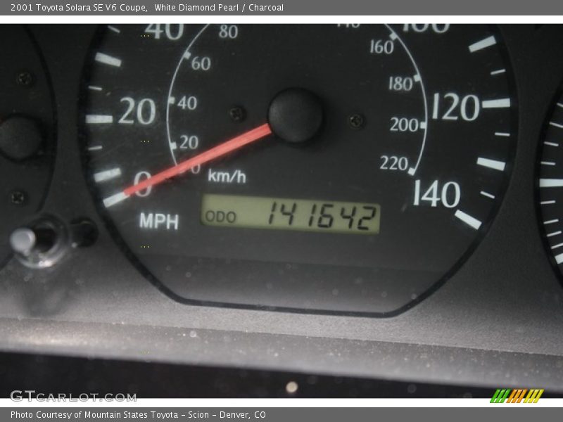 White Diamond Pearl / Charcoal 2001 Toyota Solara SE V6 Coupe