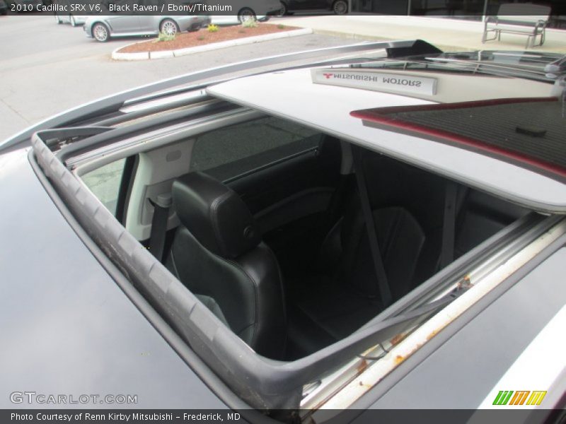 Sunroof of 2010 SRX V6