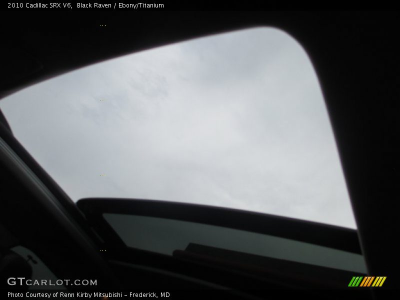 Sunroof of 2010 SRX V6