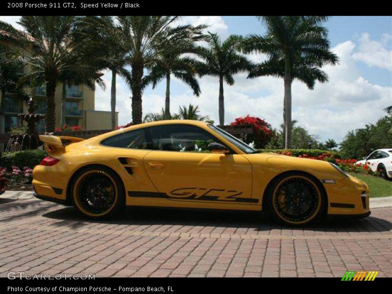 Speed Yellow / Black 2008 Porsche 911 GT2
