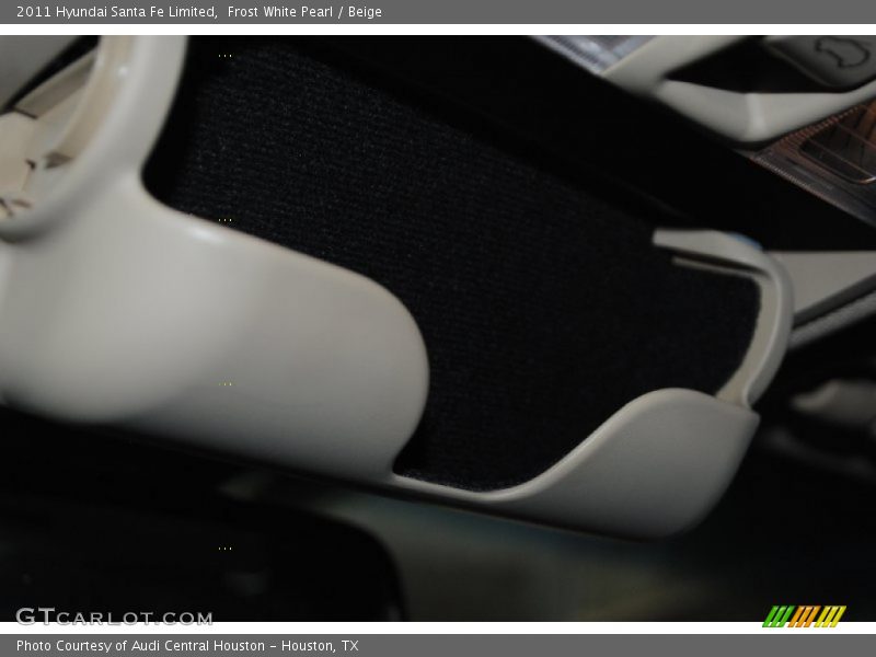 Frost White Pearl / Beige 2011 Hyundai Santa Fe Limited