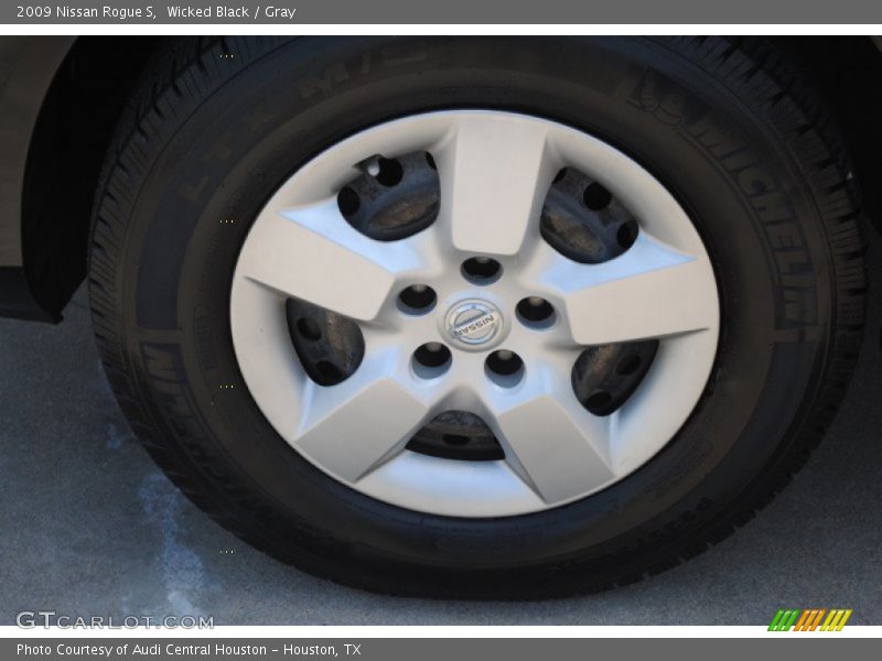 Wicked Black / Gray 2009 Nissan Rogue S