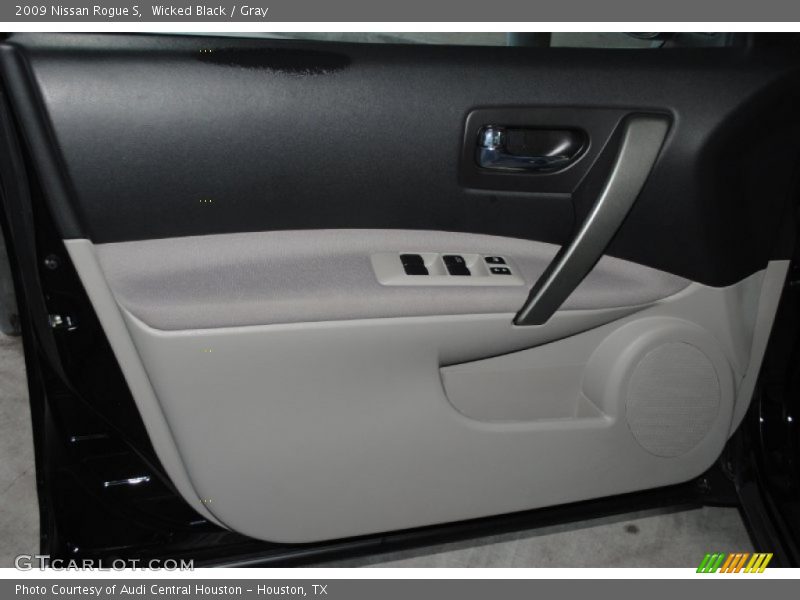 Wicked Black / Gray 2009 Nissan Rogue S