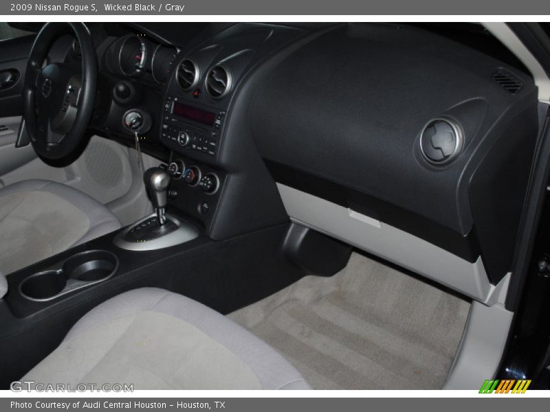 Wicked Black / Gray 2009 Nissan Rogue S