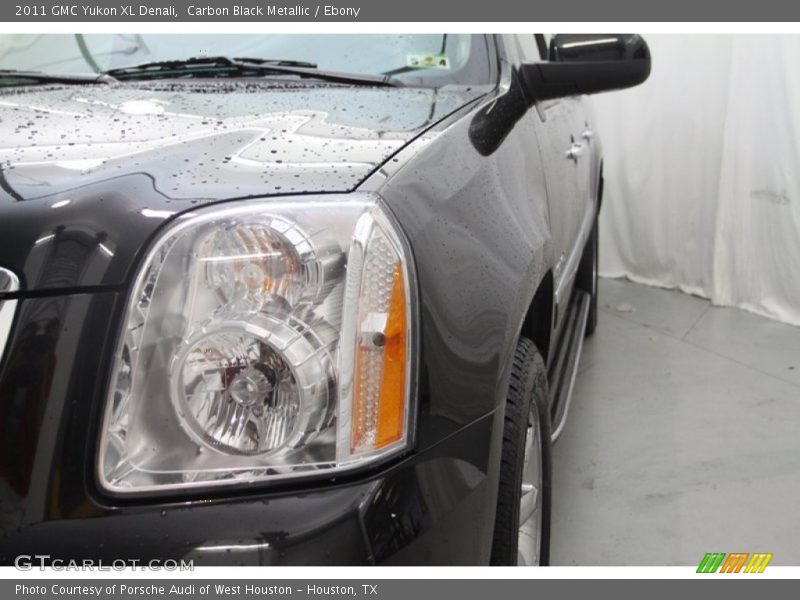 Carbon Black Metallic / Ebony 2011 GMC Yukon XL Denali