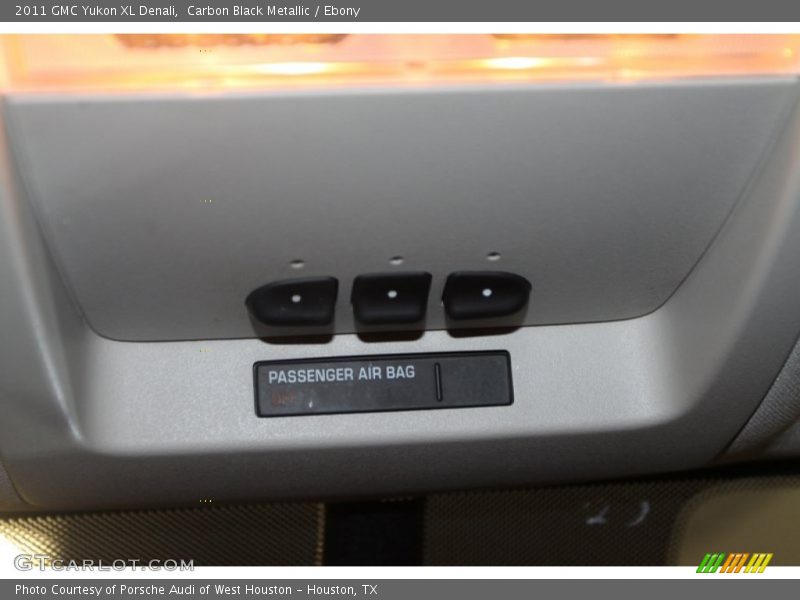 Carbon Black Metallic / Ebony 2011 GMC Yukon XL Denali