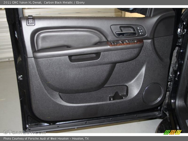 Carbon Black Metallic / Ebony 2011 GMC Yukon XL Denali