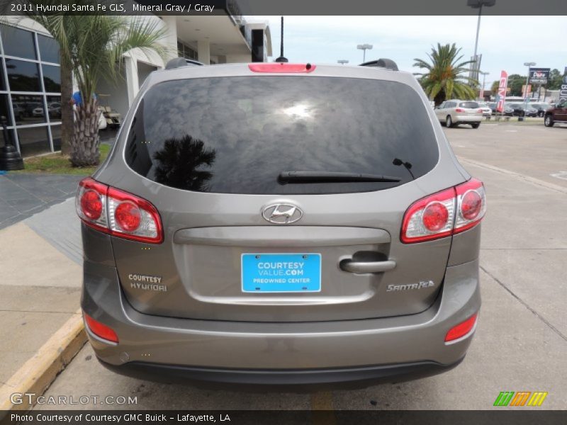 Mineral Gray / Gray 2011 Hyundai Santa Fe GLS