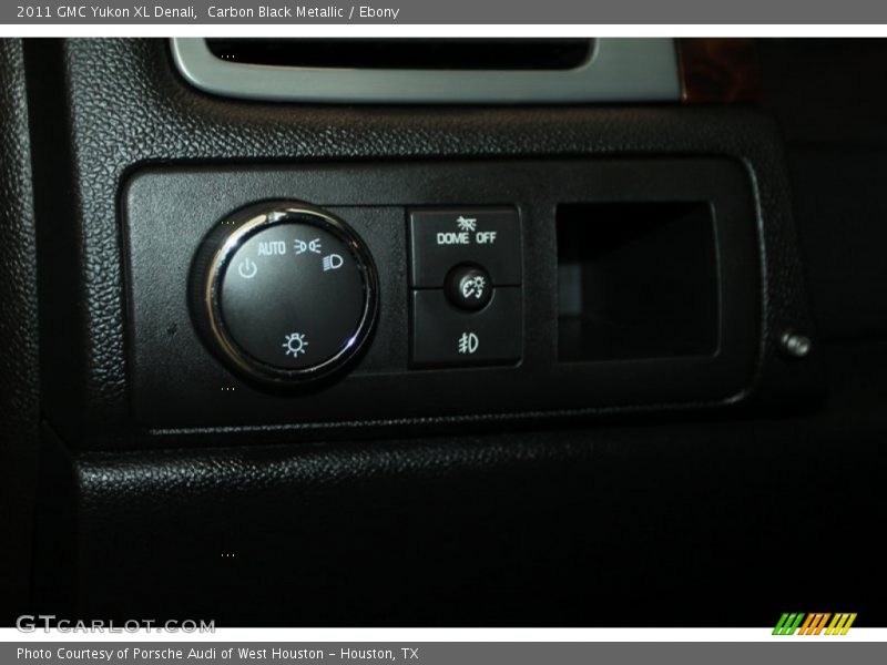Carbon Black Metallic / Ebony 2011 GMC Yukon XL Denali