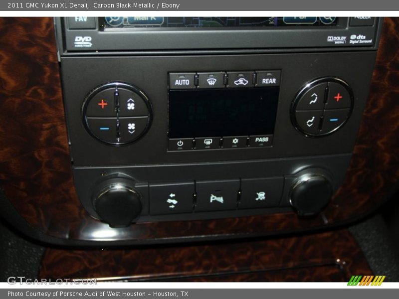 Carbon Black Metallic / Ebony 2011 GMC Yukon XL Denali