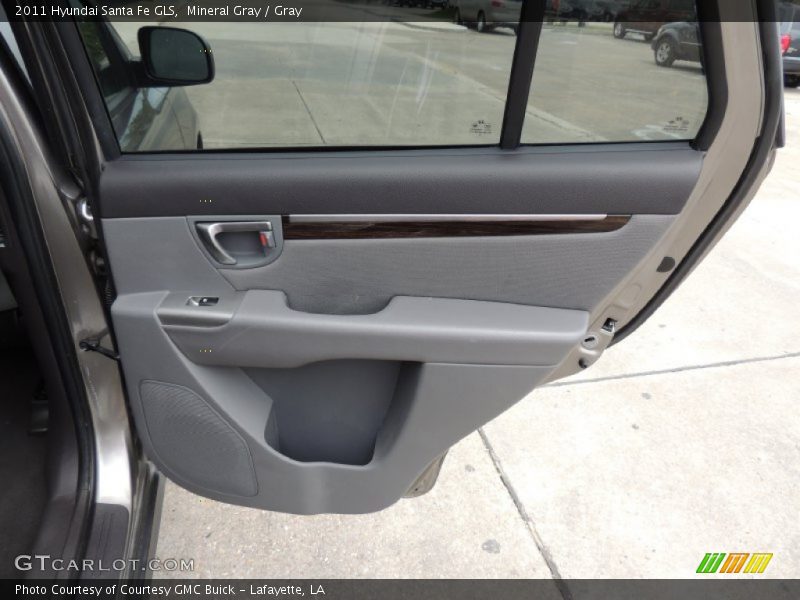 Mineral Gray / Gray 2011 Hyundai Santa Fe GLS
