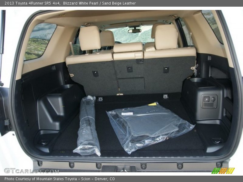 Blizzard White Pearl / Sand Beige Leather 2013 Toyota 4Runner SR5 4x4