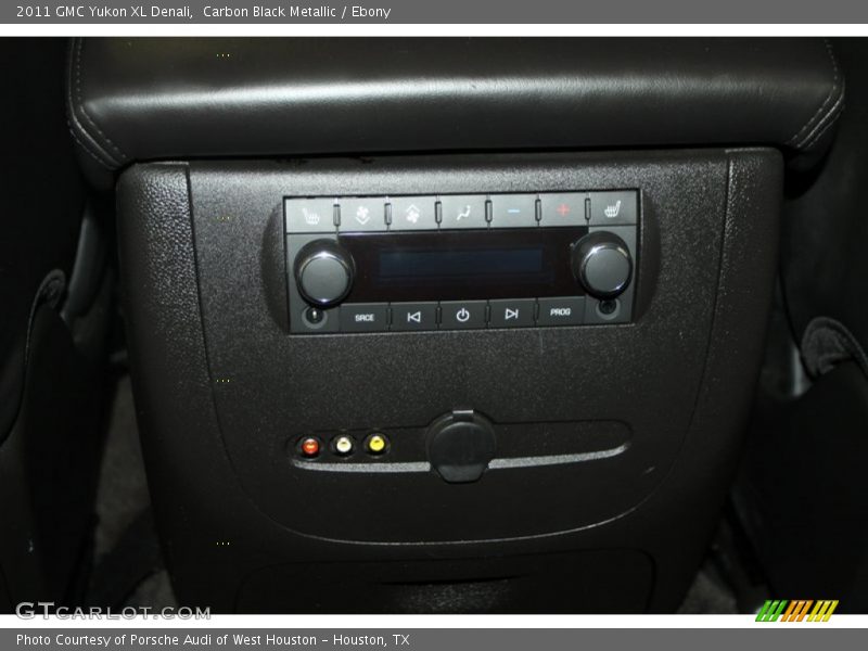 Carbon Black Metallic / Ebony 2011 GMC Yukon XL Denali