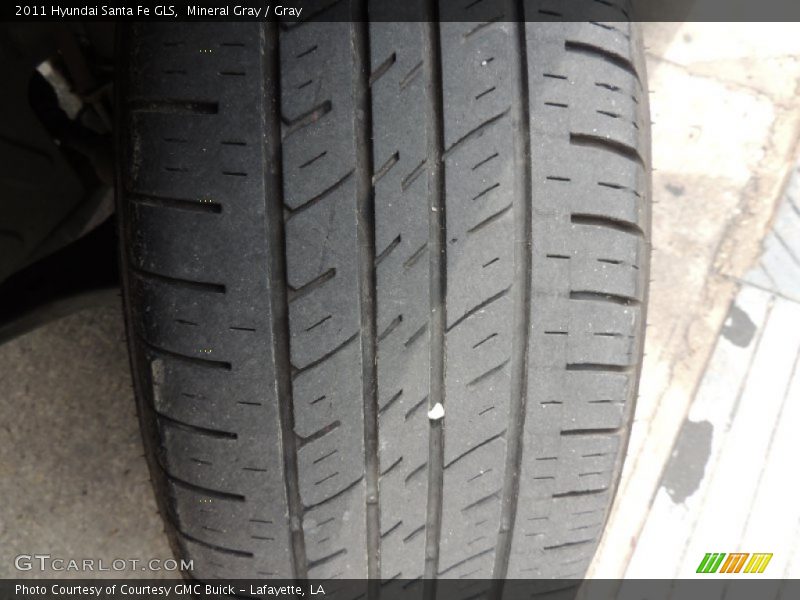 Mineral Gray / Gray 2011 Hyundai Santa Fe GLS