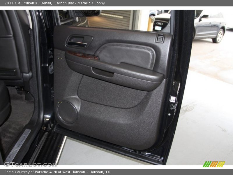 Carbon Black Metallic / Ebony 2011 GMC Yukon XL Denali