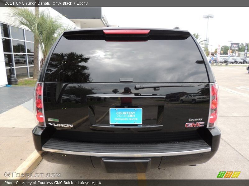 Onyx Black / Ebony 2011 GMC Yukon Denali