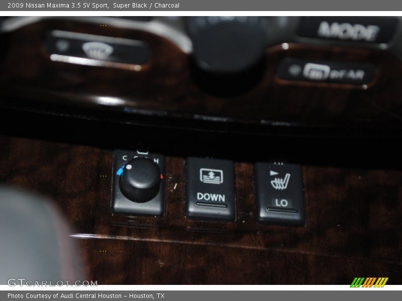 Super Black / Charcoal 2009 Nissan Maxima 3.5 SV Sport
