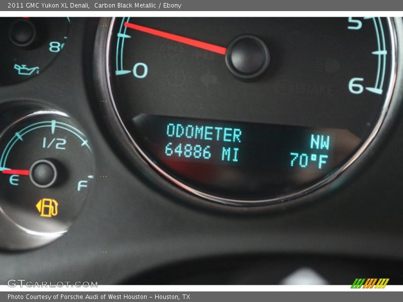 Carbon Black Metallic / Ebony 2011 GMC Yukon XL Denali