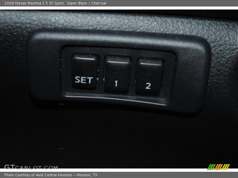 Super Black / Charcoal 2009 Nissan Maxima 3.5 SV Sport