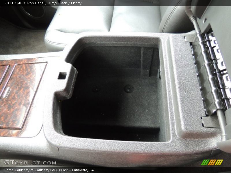 Onyx Black / Ebony 2011 GMC Yukon Denali