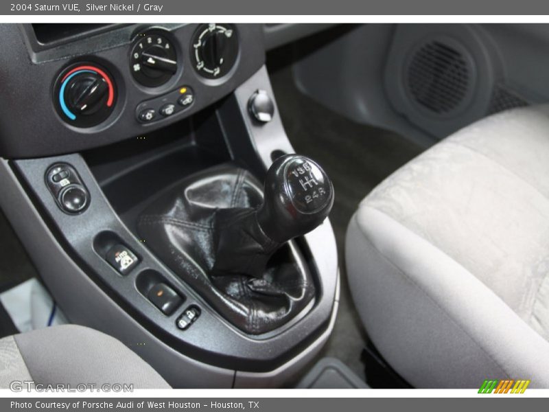 Silver Nickel / Gray 2004 Saturn VUE