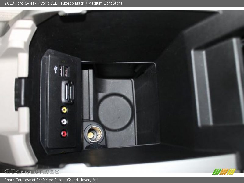 Tuxedo Black / Medium Light Stone 2013 Ford C-Max Hybrid SEL