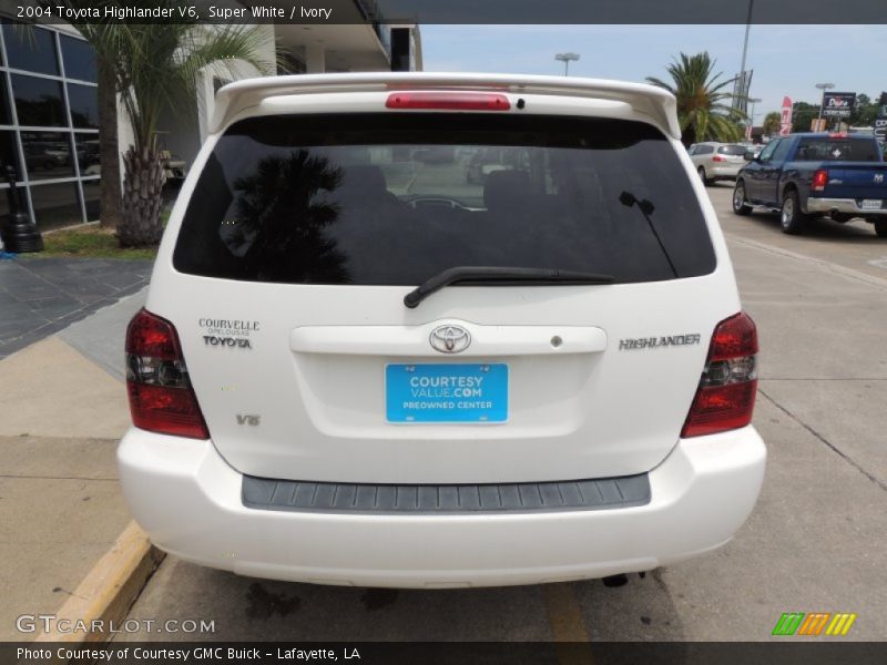 Super White / Ivory 2004 Toyota Highlander V6