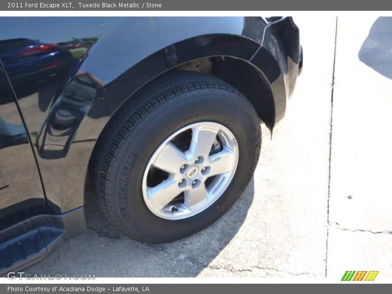 Tuxedo Black Metallic / Stone 2011 Ford Escape XLT