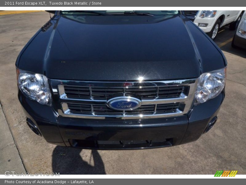Tuxedo Black Metallic / Stone 2011 Ford Escape XLT