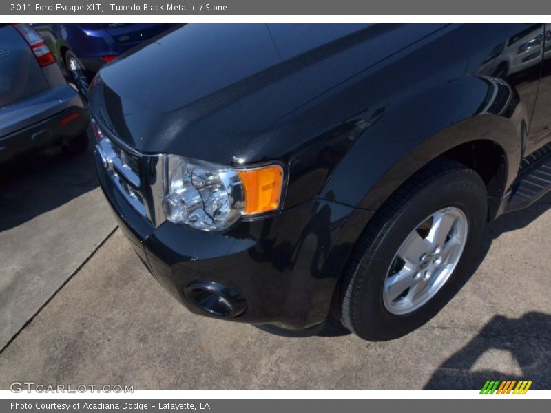 Tuxedo Black Metallic / Stone 2011 Ford Escape XLT
