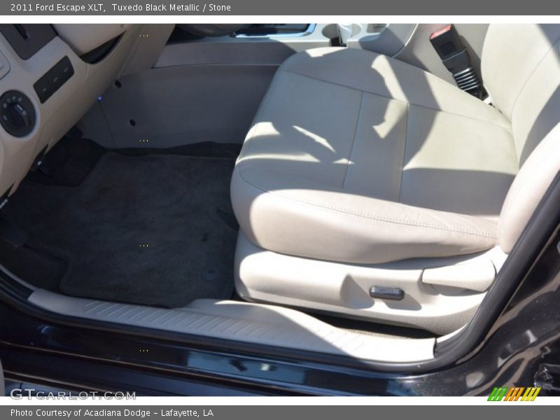 Tuxedo Black Metallic / Stone 2011 Ford Escape XLT