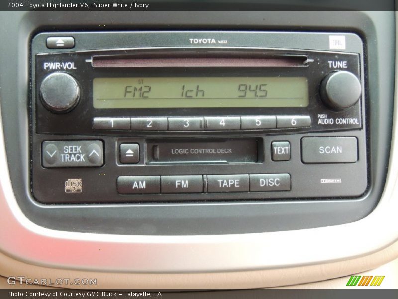 Super White / Ivory 2004 Toyota Highlander V6