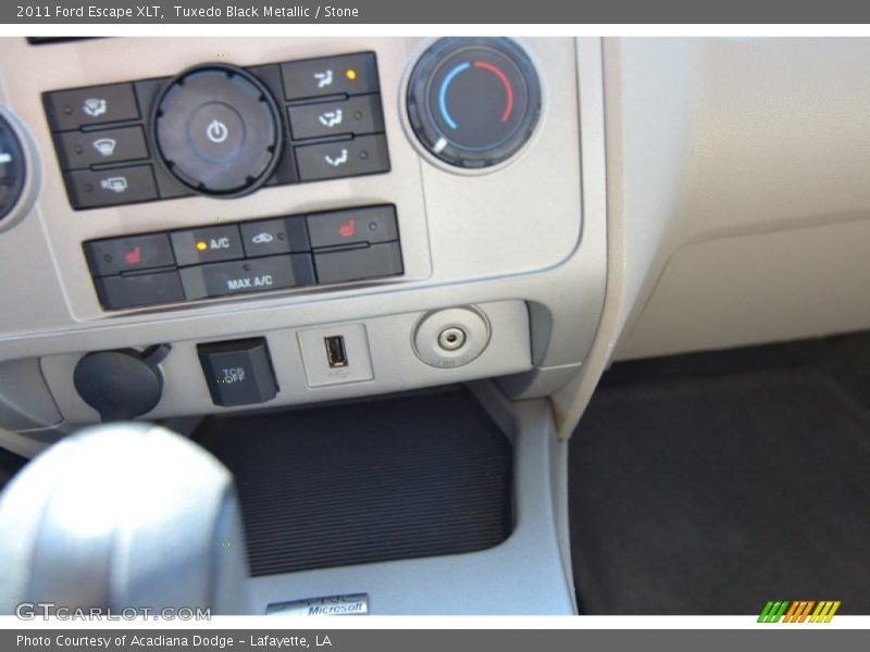 Tuxedo Black Metallic / Stone 2011 Ford Escape XLT