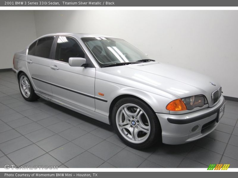 Front 3/4 View of 2001 3 Series 330i Sedan