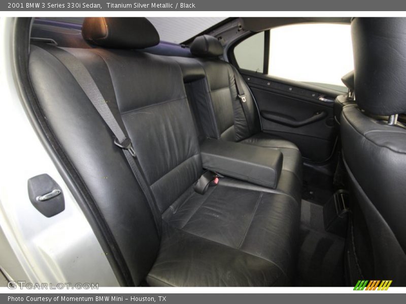 Rear Seat of 2001 3 Series 330i Sedan